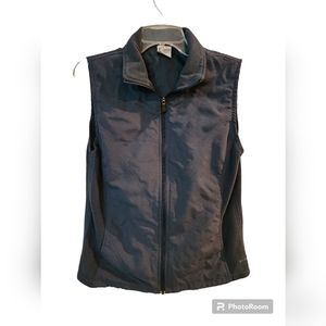 COLUMBIA size Large vest with fleece collar and sides.